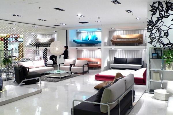 賣場(chǎng)丨上海銅川路家居市場(chǎng)末場(chǎng)促銷 沿線大型市場(chǎng)全關(guān)停